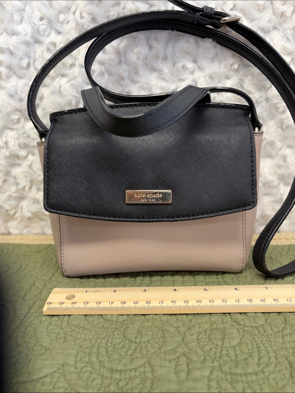 kate spade Two-Tone Black and Taupe Alisanne Crossbody Bag